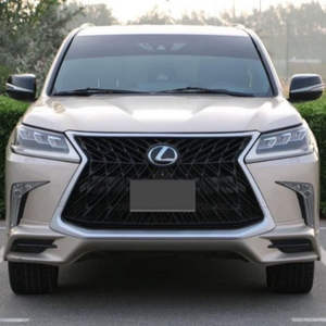 SUV d'occasion 2022 GCC LX 570 AWD Or avec pneus R20, sièges en cuir, régulateur de vitesse automatique adaptatif (ACC), caméra 360°, feux LED - Product Image 1