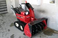 Souffleuses à neige avec boîte de vitesses, poids 44 kg, garantie 1 an, à vendre