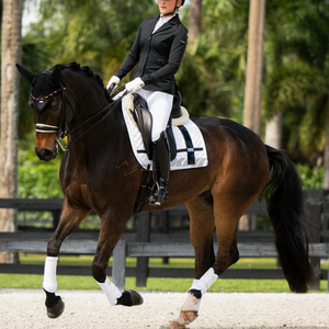 Almohadilla de sillín inglesa acolchada duradera, forro suave y transpirable que proporciona un soporte cómodo y protección para los caballos durante la equitación - Product Image 2