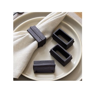 Anneaux de serviette en métal de qualité supérieure offrant un design minimaliste et une finition durable pour des tables élégantes au quotidien et pour les occasions festives - Product Image 5