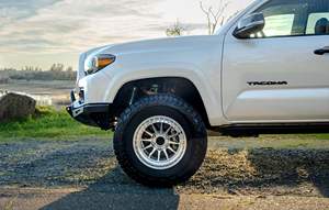 โตโยต้า ทาโคมา ลิมิเต็ด ดับเบิ้ลแค็บ 4x4 ปี 2023 - Product Image 5