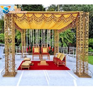 Décoration de cérémonie de mariage en plein air en métal Chuppah or piliers en métal mariage Mandap jardin thème lieu de mariage décor Mandap en métal - Product Image 1