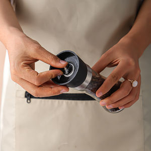 Pot de rangement pour épices en verre pour barbecue de cuisine avec cuillère télescopique pour un accès facile aux assaisonnements secs et aux ingrédients de cuisine - Product Image 5