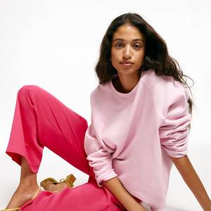 Venta al por mayor de sudaderas deportivas de entrenamiento Running Pullover personalizado gimnasio sudadera de mujer - Product Image 2