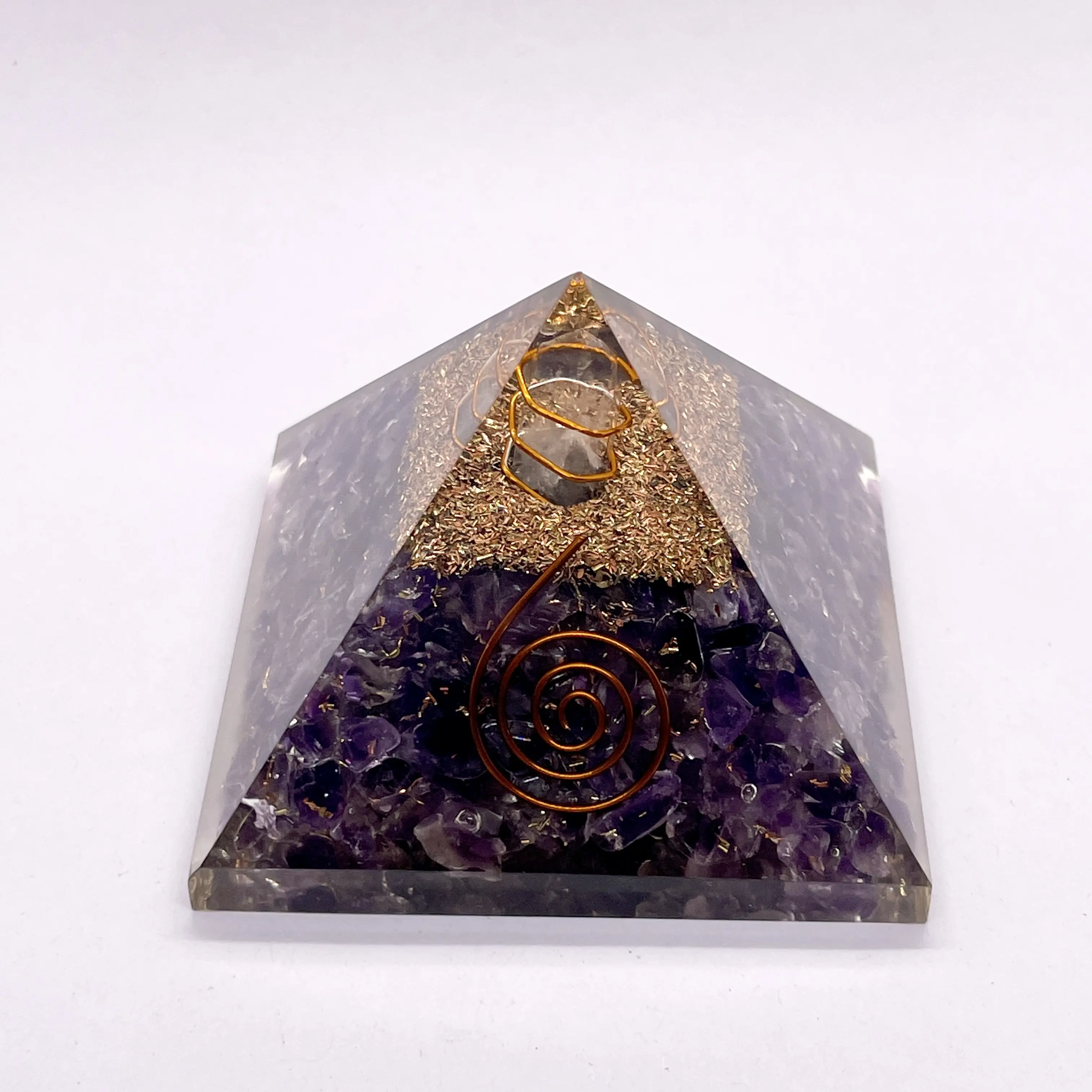 Wholesale Amethyst Orgone Pyramids Crystal Healing Stones Chakra Orgonite Pyramid Feng Shui Natural Crystal Stone India