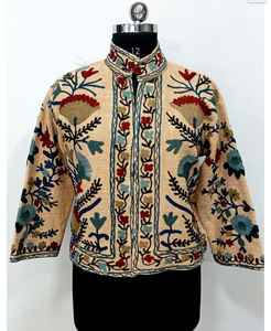 เสื้อโค้ทโบโฮยูนิเซ็กส์สไตล์อินเดียใส่ได้ทั้งชายและหญิงเสื้อเบลเซอร์วินเทจลายดอกไม้สำหรับฤดูใบไม้ร่วงแจ็คเก็ตปักคอตตอนซูซานี่ทำมือ - Product Image 1