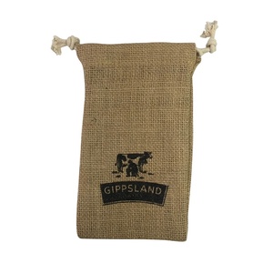 Produit chaud bonbons naturel emballage sac bijoux pochette à poussière lin Fine qualité toile de jute cordon sacs cadeau bijoux sacs Jute - Product Image 1