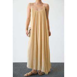 Robe jaune à bretelles - Product Image 1