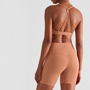 Personnalisé course à pied Fitness femmes vêtements de sport Yoga ensemble court Compression vêtements de sport ensembles de Yoga pour les femmes - Product Image 6