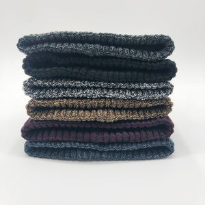 Bonnet d'hiver chaud en tricot avec logo personnalisé, en polaire épaisse, 100% acrylique, unisexe, pour hommes et femmes, 2026 - Product Image 6