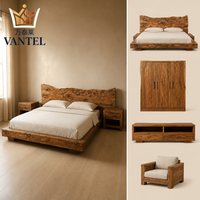 Maßgefertigtes Luxus-Hotelbett aus Massivholz mit Naturkanten-Kopfteil für Resort-, Villa- und Gastgewerbe-Projekte