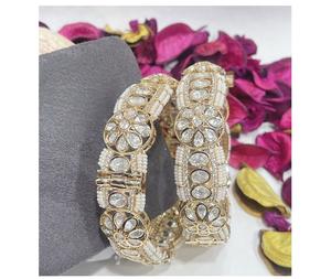 PULSANTES BRILLANTES: Elegantes Brazaletes Abribles Chapados en Oro de Estilo Antiguo, Joyería Étnica para Eventos, Juego de Dos Brazaletes para Mujeres y Niñas - Product Image 2