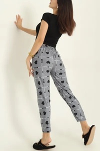 Pantalon de jogging fuselé pour femmes personnalisé Pantalon de jogging polaire personnalisé à vendre - Product Image 6