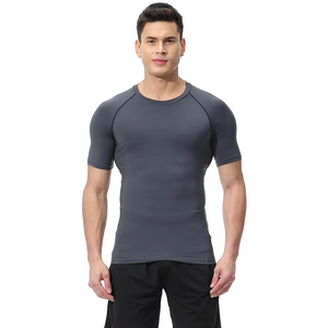 T-shirt de sport personnalisé pour hommes, décontracté, élégant, mode d'été, vêtements de luxe à manches courtes, tricot uni à séchage rapide - Product Image 3