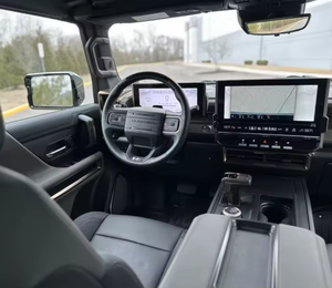 LISTO PARA ENVIAR SUV GMC EV 2025 Usado, Gasolina Turbo, 2X AWD, R19, Automático, Volante a la Izquierda, Techo de Aleación de Aluminio, Cámara Trasera - Product Image 4