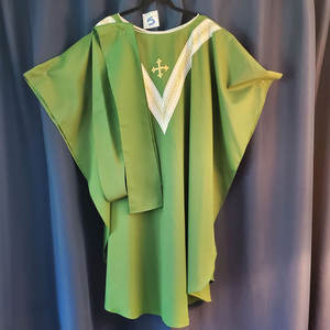 Chasuble semi-gothique verte - Product Image 3