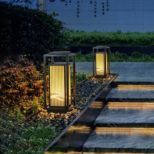 Luces de Jardín con Diseño de Luna Creciente, LED Blanco Cálido, Temperatura de Color RGB, Cuerpo de Aluminio y Acero Inoxidable, IP68, Alimentación CA/CC - Product Image 3