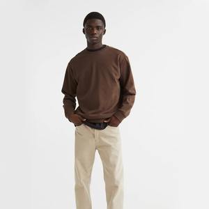 Vente en gros de sweats de haute qualité à col rond vierges pour hommes avec logo personnalisé 480GSM sweats décontractés à manches longues en polaire de marque - Product Image 4
