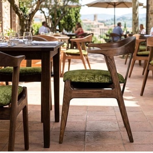 Silla de Jardín de Madera de Teca de Estilo Moderno de Mediados de Siglo con Asiento Tapizado Verde, Muebles de Exterior de Diseño Confortable - Product Image 1