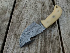 Cuchillo de caza Skinner de hoja de acero de Damasco hecho a mano con mango de hueso personalizable para proyectos de bricolaje OEM y Camping. - Product Image 6