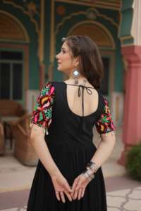 El último traje de diseñador, color increíble, el último rayón cultivado con Kutchi Gamthi Kodi Work, exportador y proveedor mundial de India - Product Image 6