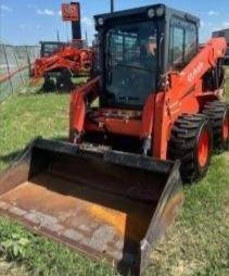 2022 Kubota SSV75 Crawler Loader Power-Precision Skid Steer avec confort pour l'opérateur Les composants de base comprennent une pompe à moteur - Product Image 6