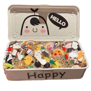 Xu Hướng Mới Nhà Máy Tùy Chỉnh Chất Lượng Cao Hot Bán Men <span class=keywords><strong>Pin</strong></span> Huy Hiệu Nhà Cung Cấp Kim Loại Mềm Men/Men Cứng Tùy Chỉnh Trâm Ve Áo Pins - Product Image 1