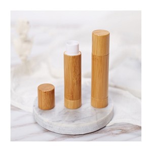 Tubo cosmético natural con logotipo personalizado, barra de labios de bambú sostenible, tubos de embalaje para cosméticos ecológicos - Product Image 1