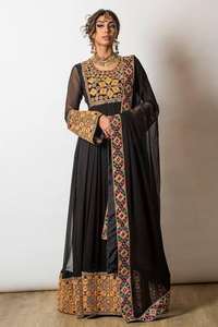 VENTE EN GROS OEM ROBES TRIBAL AFGHANI POUR FEMMES ROBES DE FÊTE ÉVÉNEMENT/DÉCONTRACTÉES/MODERNES AFGHANI KUCHI ROBE DE MARIÉE POUR FEMMES PERSONNALISÉE - Product Image 5