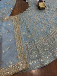 Les paillettes de broderie les plus populaires fonctionnent avec Cancan & Canvas Patta Lehenga Choli pour les femmes faites avec Cancan Canvas PattaLace Fabric - Product Image 6