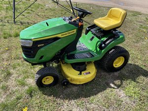 Nouveau John Deeree S100 hydrostatique équitation tondeuse à gazon tracteur haute Performance tondeuse à gazon John Deeree 100 tracteur agricole prix bon marché - Product Image 6