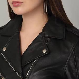 Vente en gros de vestes en cuir de mouton véritable pour femmes avec logo personnalisé style motard saison d'hiver courte fermeture à glissière - Product Image 6