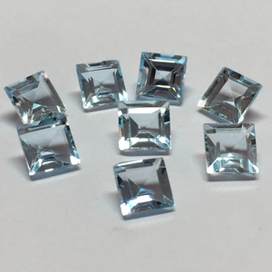 พลอยโทแพซสีฟ้าธรรมชาติคุณภาพ AAA ทรงเหลี่ยมเจียระไน 8x8 มม. สำหรับทำเครื่องประดับ ขายส่ง - Product Image 1