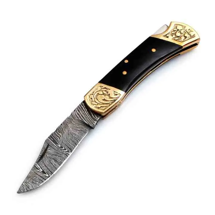 다시 잠금 접는 칼 사용자 정의 다마스커스 강철 수집품 나무 손잡이와 포켓 칼 합리적인 가격 야외 칼