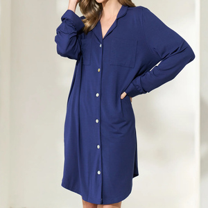 <span class=keywords><strong>Camicia</strong></span> <span class=keywords><strong>da</strong></span> <span class=keywords><strong>notte</strong></span> <span class=keywords><strong>da</strong></span> donna in modal a maniche lunghe, <span class=keywords><strong>camicia</strong></span> <span class=keywords><strong>da</strong></span> <span class=keywords><strong>notte</strong></span> in jersey organico <span class=keywords><strong>con</strong></span> <span class=keywords><strong>bottoni</strong></span>, abbigliamento <span class=keywords><strong>da</strong></span> <span class=keywords><strong>notte</strong></span> sostenibile per donna - Product Image 3