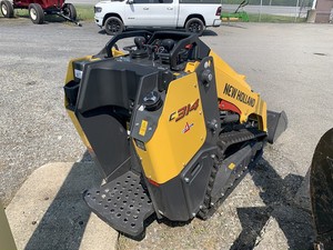 Mini-chargeuse sur chenilles compacte New Holland C314, chargeuse frontale utilitaire compacte, chargeuse compacte diesel pour travaux agricoles et de construction - Product Image 2