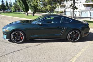 Ford Mustang Bullitt 2020 d'occasion en bon état, 1 propriétaire, 1200 milles, boîte manuelle 6 vitesses, V8 suralimenté - Product Image 2