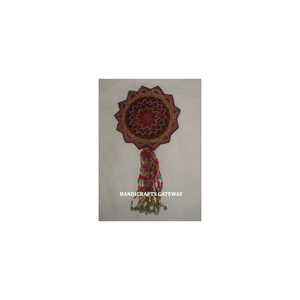 Fabricant et fournisseur d'insignes de broderie à la main Zari de patchs d'insigne de qualité supérieure pour l'école et l'académie - Product Image 1