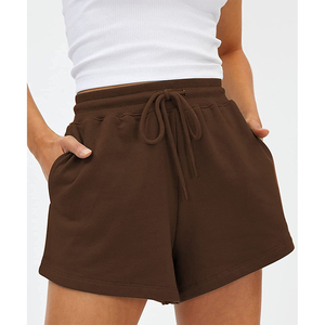 Short de survêtement polaire classique taille haute pour femme avec motif de décoration de bouton respirant et à séchage rapide avec poches - Product Image 4