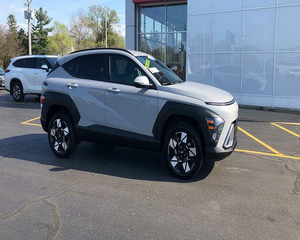 Voiture électrique Hyundai Kona berline 2025 d'occasion, traction avant, batterie au lithium, simple transmission, conduite à gauche - Product Image 1