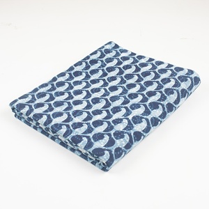 Nueva Tela Estampada en Bloque con Diseño Floral, 100% Algodón Orgánico, para Ropa de Cama - Product Image 1