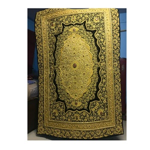 Lujosa alfombra decorativa hecha a mano con hilo Zari y piedras semipreciosas para interiores elegantes de casas y palacios - Product Image 5