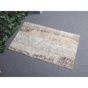 Alfombra vintage de 1.8x2.9 pies (55x89 cm), alfombra turca marrón con lunares - Product Image 1