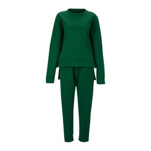 Ensemble sweatshirts et pantalons de survêtement confortables de couleur verte OEM pour femmes ensemble sweatshirts et pantalons Slim Fit de saison d'hiver à la mode - Product Image 1