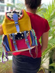 Sac à dos en cuir de vache avec fourrure animale - Product Image 4