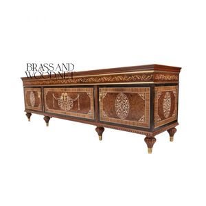 Meuble TV en bois Royal Classic avec détails ornés - Product Image 4