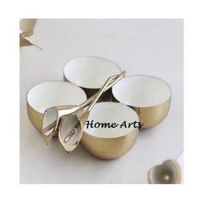 Fabuloso diseño de tazón de aluminio para frutos secos con tazón de servir de calidad premium en color blanco y dorado en India. - Product Image 2