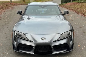 Auto Deportivo Compacto Usado de 2023, Coupé de 2 Puertas, Alto Rendimiento, Manejo Ágil, Sin Accidentes, Listo para Enviar - Product Image 3