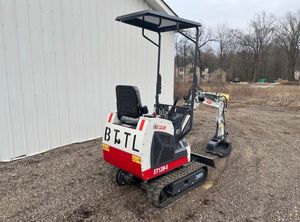 ENVÍO GRATUITO ET12M6 Miniexcavadora de 1.2 toneladas y 13.5HP con Certificación EPA y CE, Cilindro Hidráulico Eaton, Motor, Bomba, Caja de Cambios, Engranaje, PLC - Product Image 2