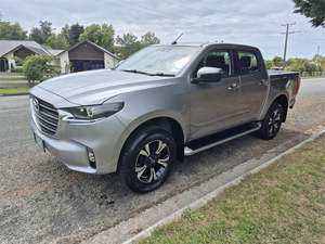 Auto usate completamente disponibili in magazzino: <span class=keywords><strong>Mazda</strong></span> BT-50 <span class=keywords><strong>B2500</strong></span> GTX D/C W/S 3.0DT pickup del 2022, pronta per la spedizione. - Product Image 4